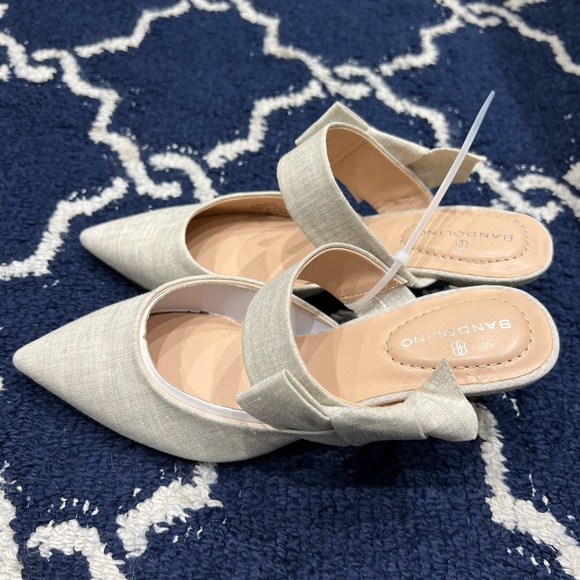 Bandolino Millie Kitten Heel Pump - Picture 3 of 6